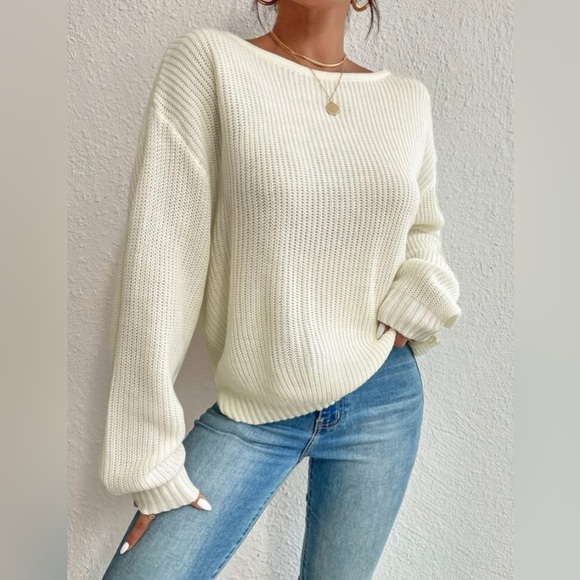 Casual Pullovers Pearls, Twist, Backless, Beaded Sweater - Picture 3 of 8